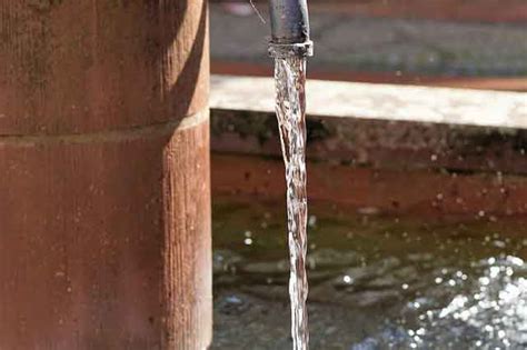 Oszczędź wodę dzięki m.in. zbiornikom na deszczową wodę