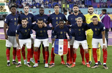 Kadra narodowa Francji nie będzie w stanie wygrać tytułu mistrzowskiego, gdyż została zwyciężona! Fantastyczna ekipa Szwajcarii awansowała do ćwierćfinału zmagań Mistrzostw Europy!